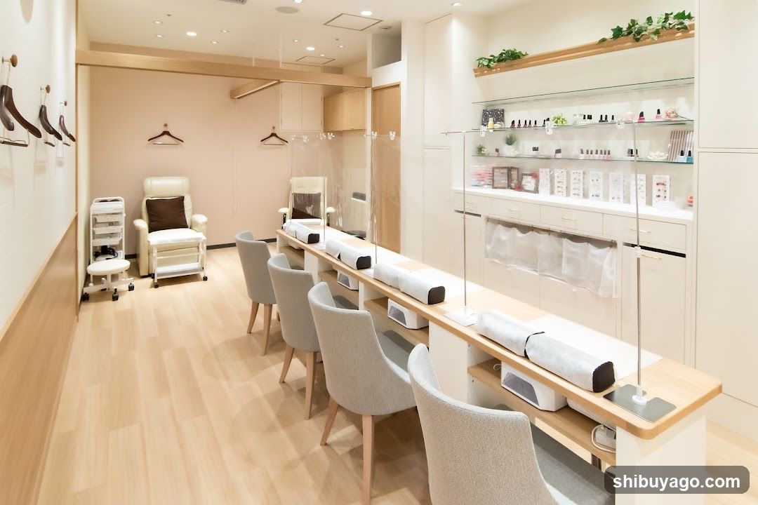 Nail Station