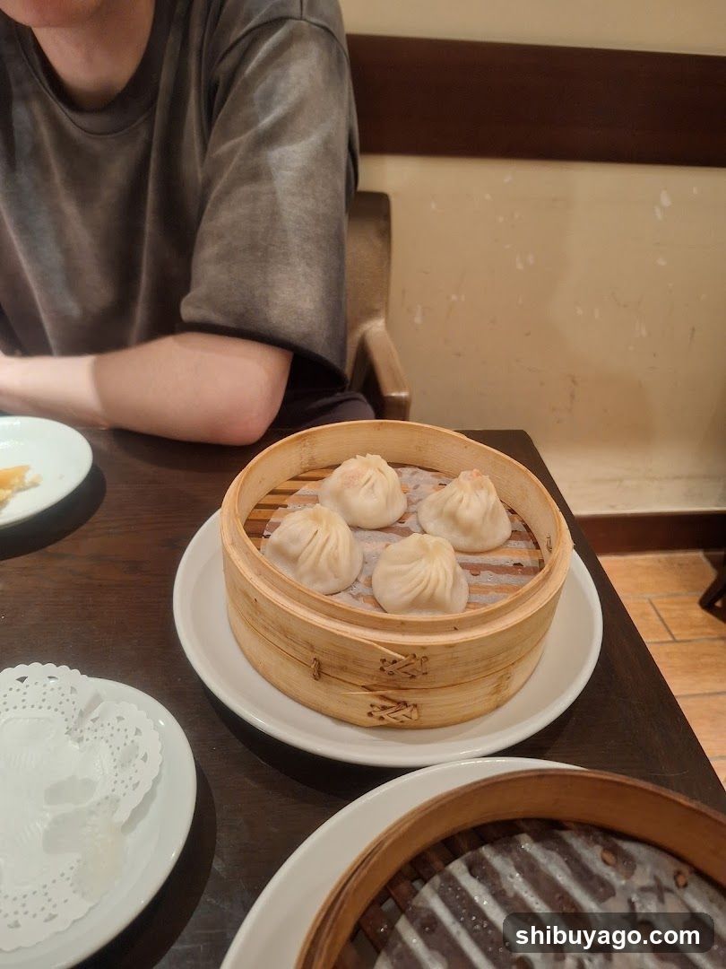 Dumplings in Bamboo Steamer