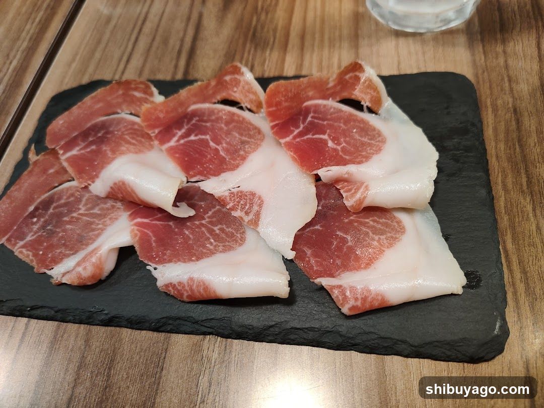 Le Bar à Vin 52 Azabu Tokyo