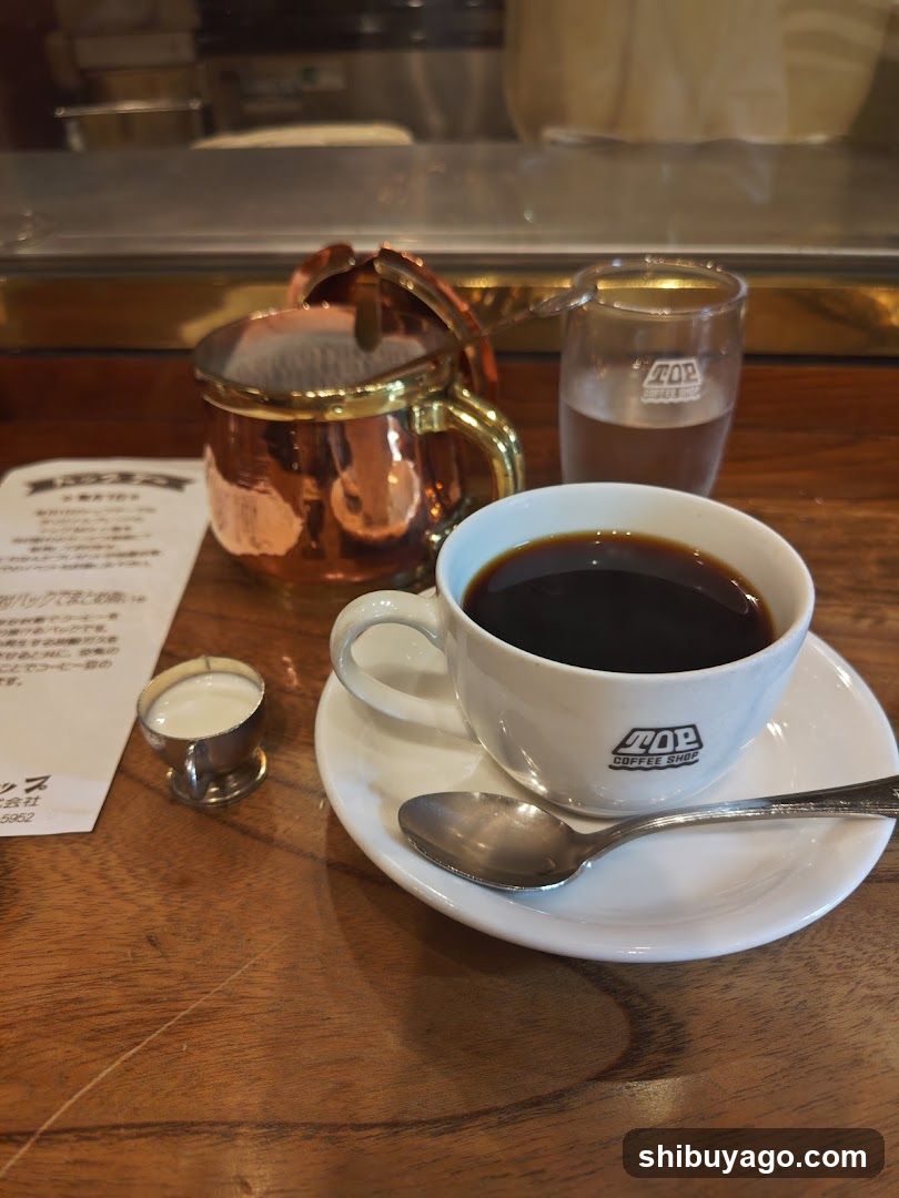 Coffee Shop Top
