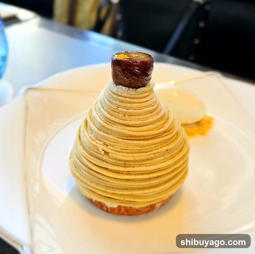 Pistachio Cream Tart with Date Topping