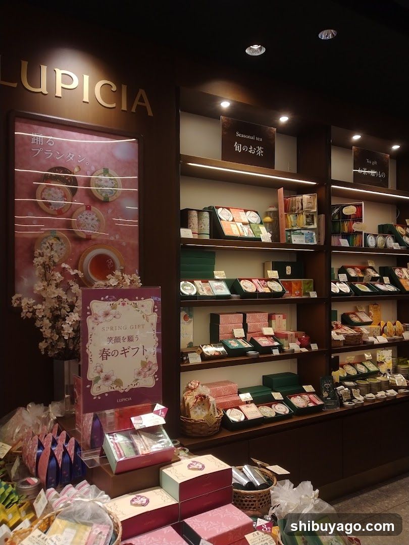 LUPICIA Store Interior Display
