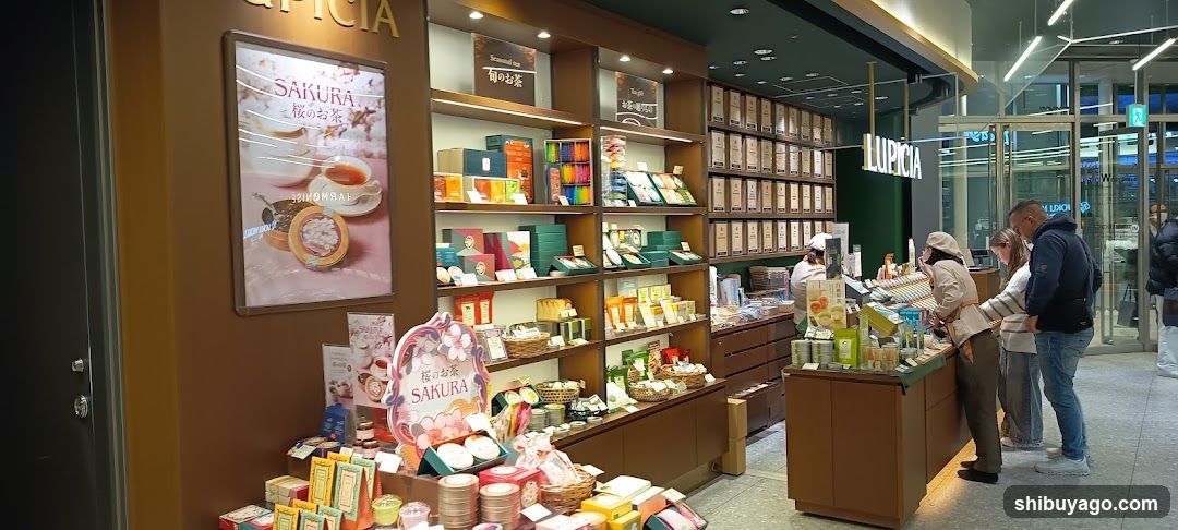 Sakura Tea Shop Interior