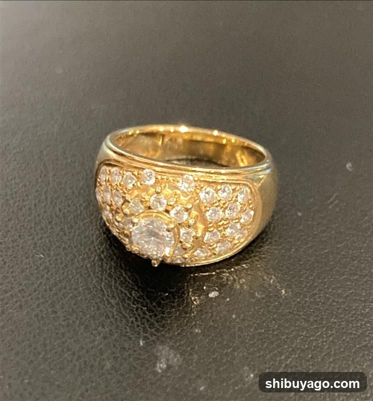 Gold Ring with Diamonds
