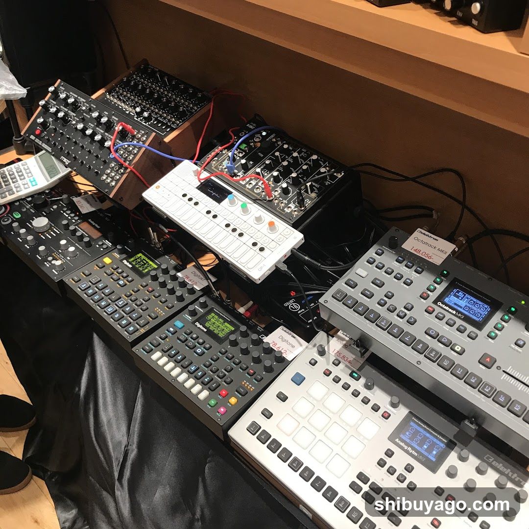 Electronics and Audio Gear Display