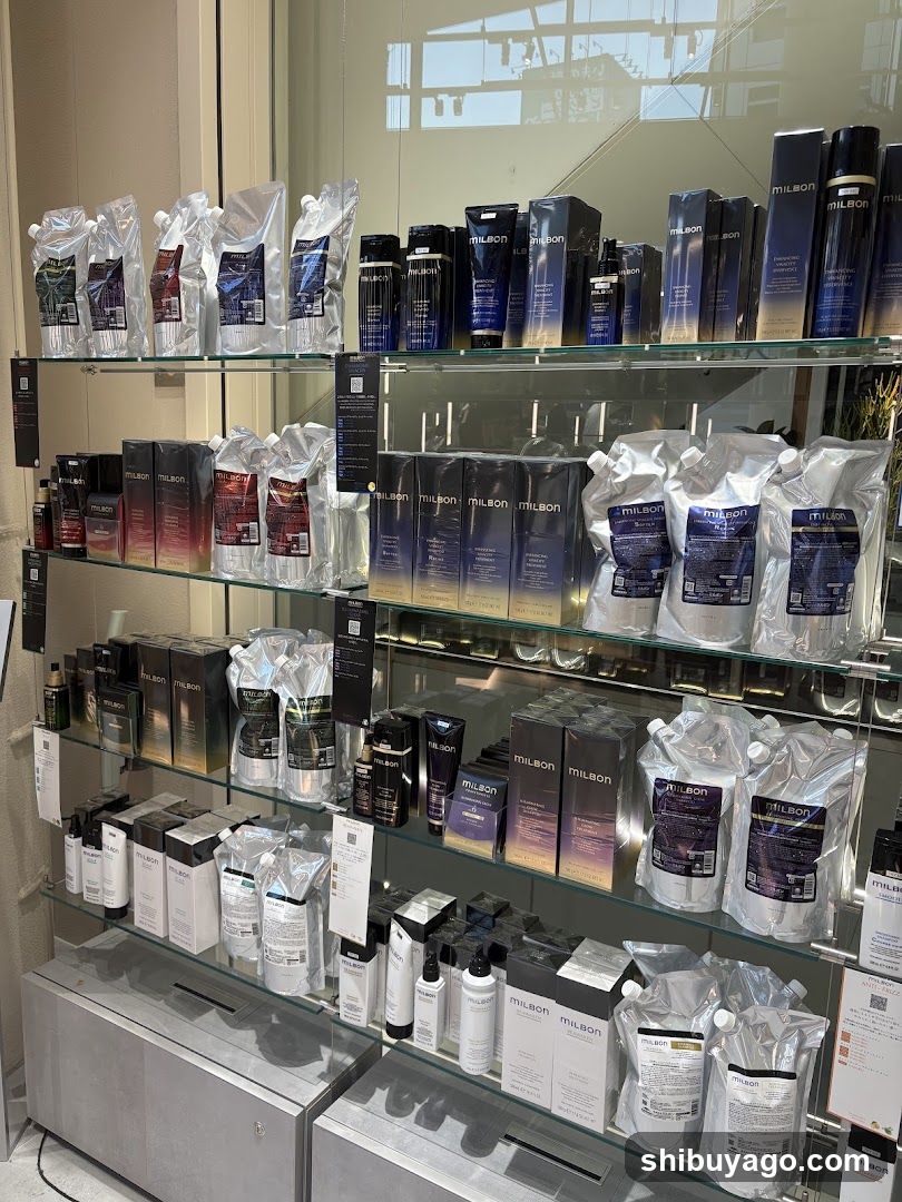 Milbon Product Display