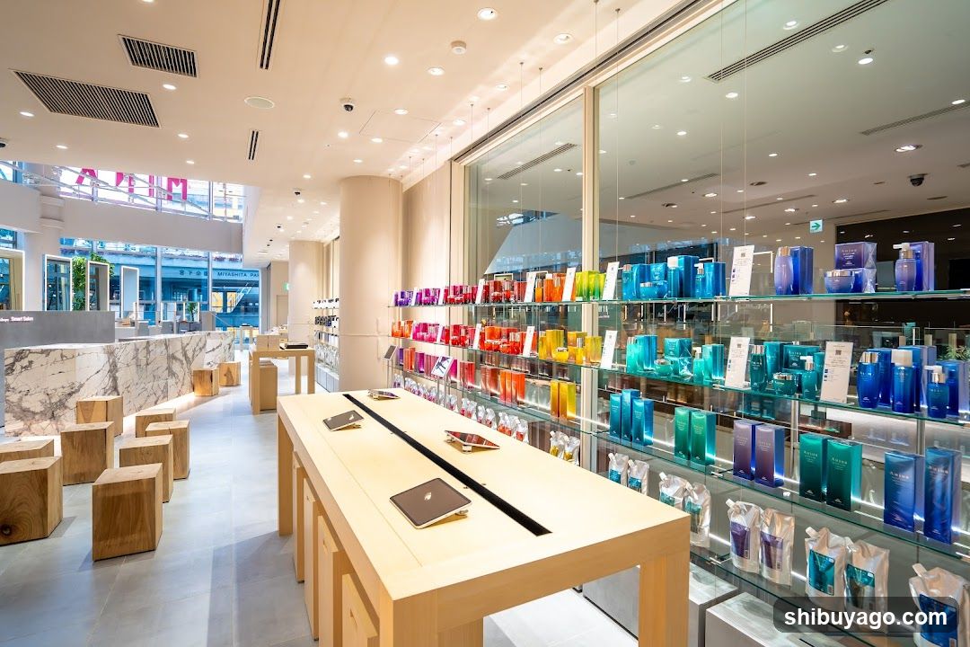 Beauty Store Interior Display