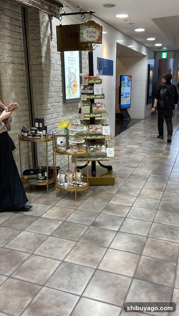 Gift Shop Interior Display