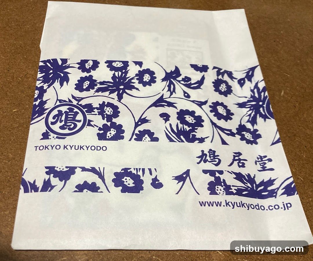 Kyukyodo Paper Bag