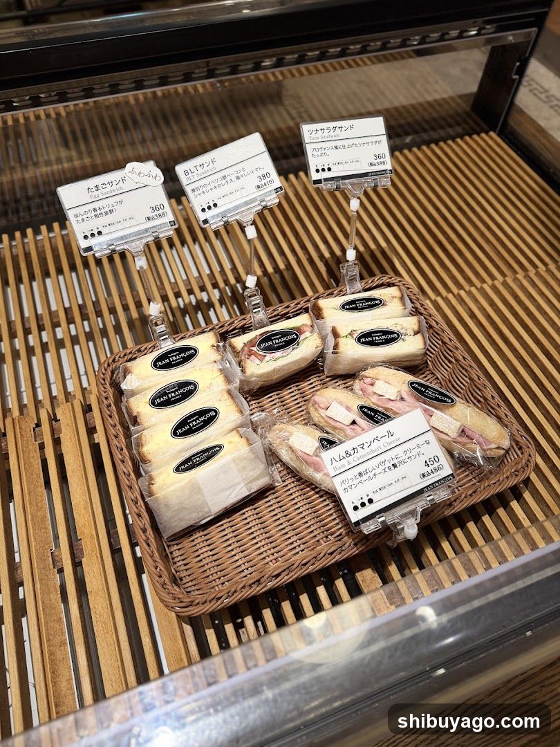 Sandwich Display Case
