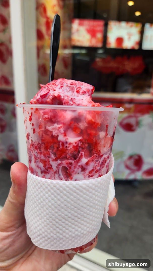 Strawberry Shake in Cup