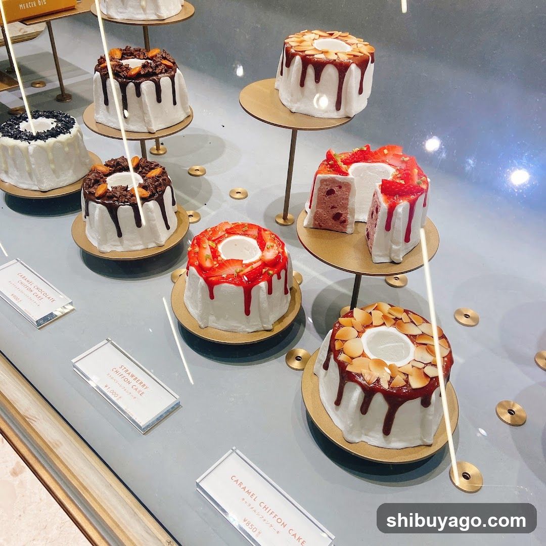 Cakes Display Case