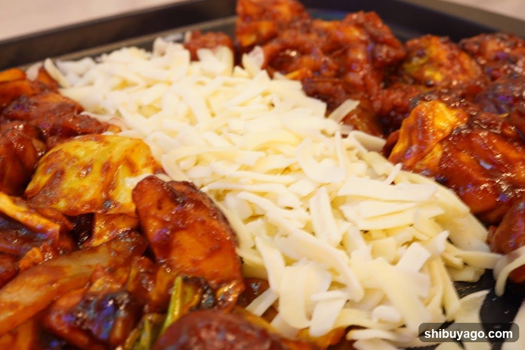 Cheese Topped Fried Rice Bowl