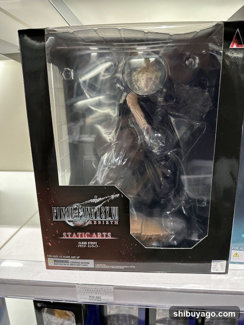 Final Fantasy VII Rebirth Cloud Strife Static Arts Figure