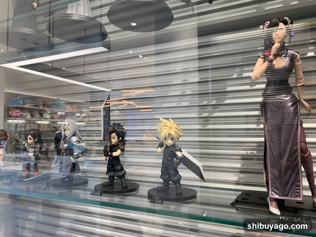 Final Fantasy Chibi Figures Display