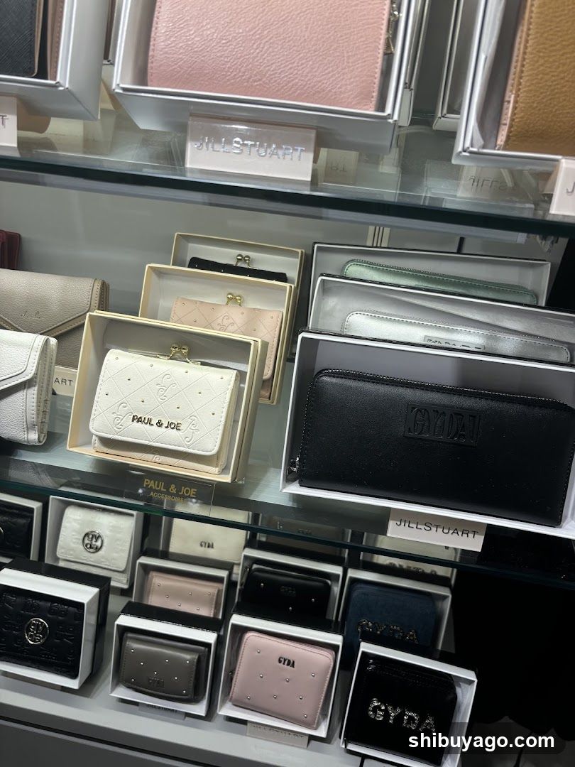 Jewelry and Accessories Display