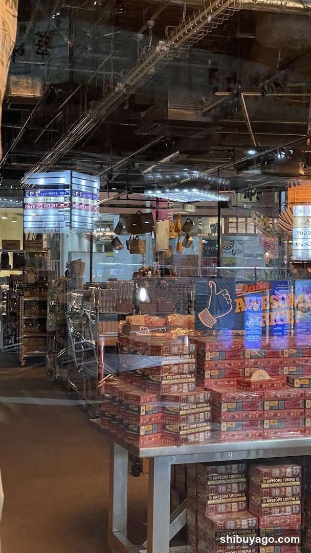 Interior Store Display