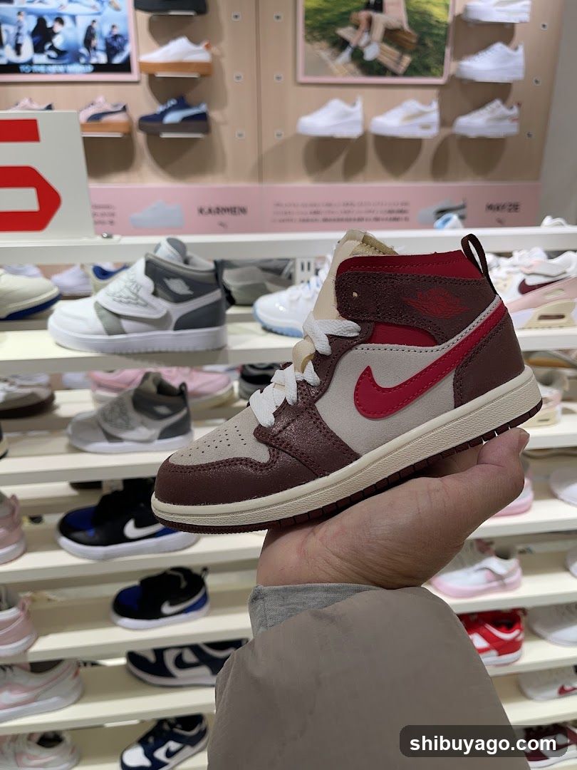 Shoe Store Interior Display