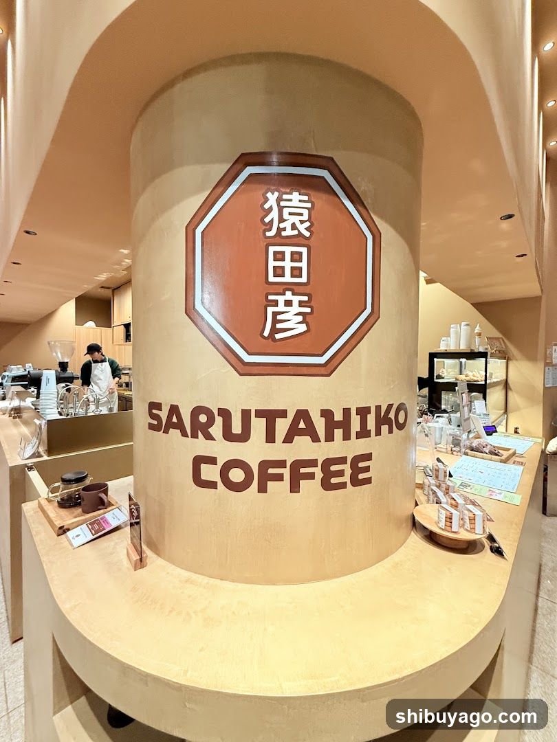Sarutahiko Coffee Interior