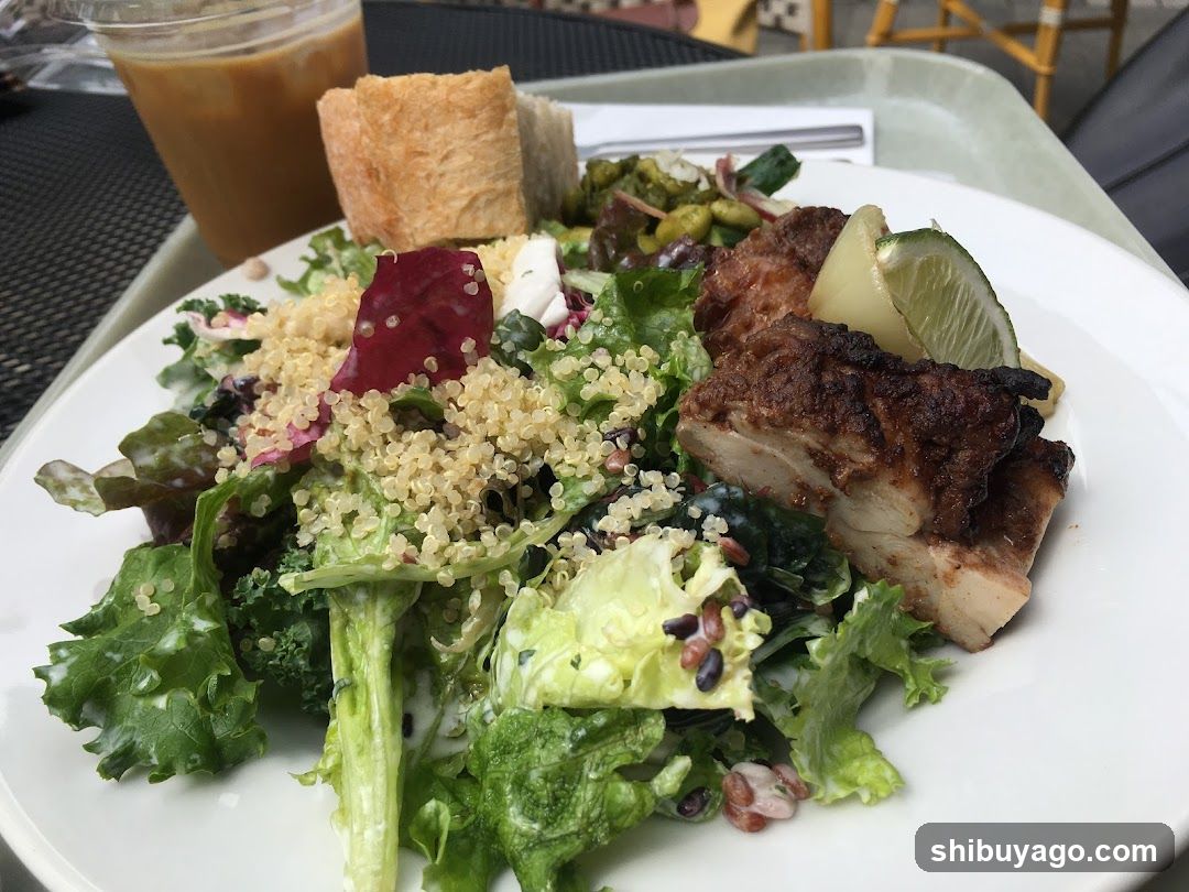 Grilled Chicken Salad with Quinoa