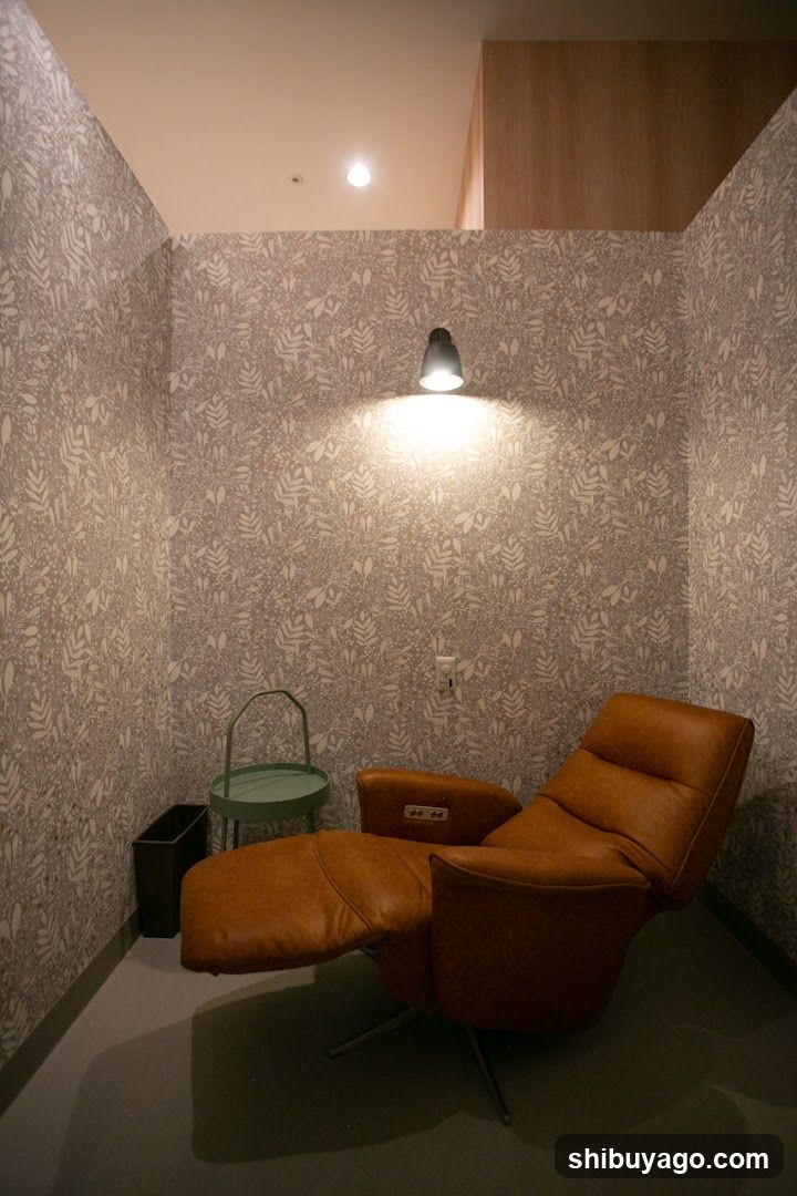 Cozy Lounge Corner