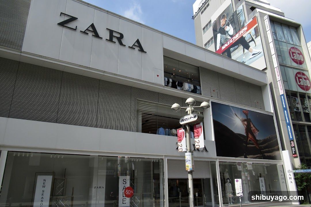 Zara Storefront Exterior