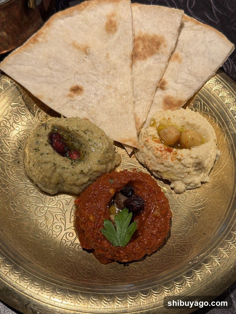 Hummus Platter with Flatbread