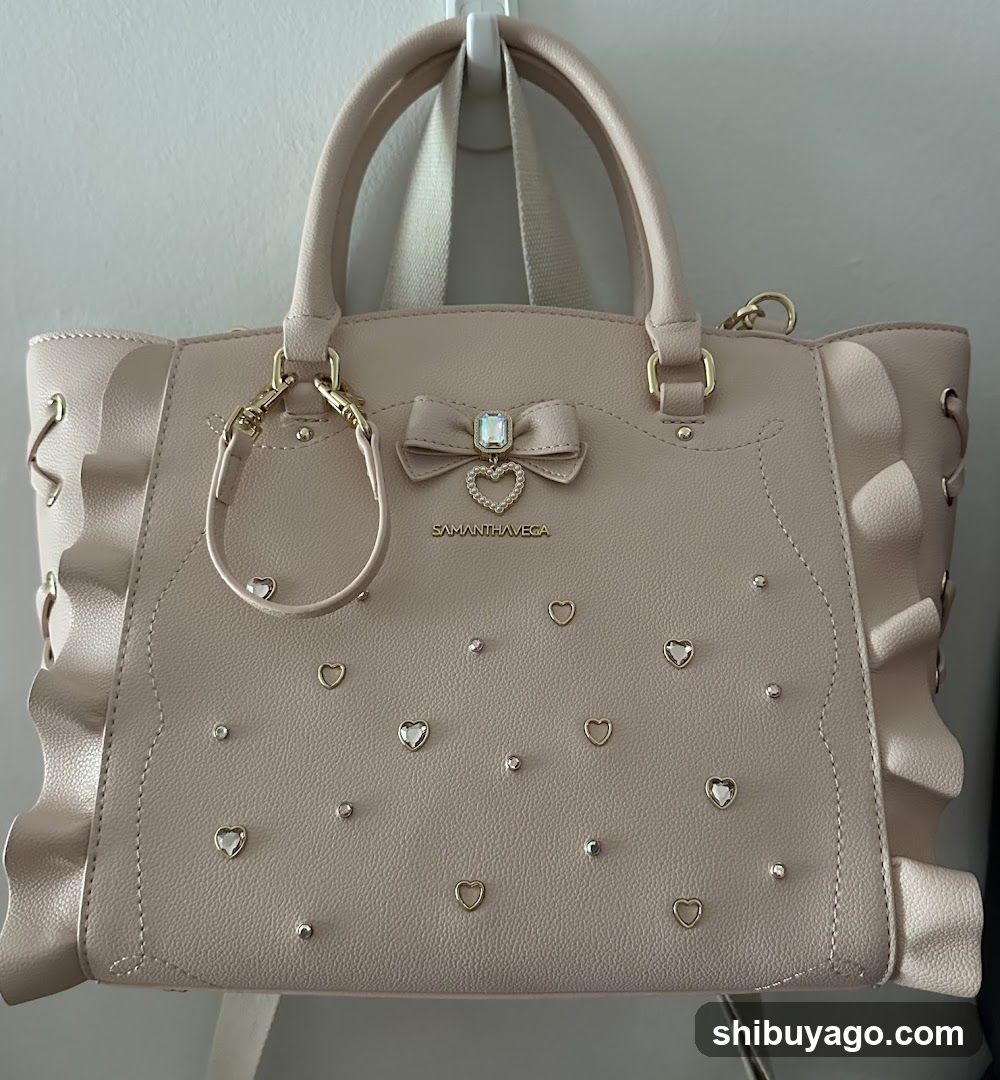 Samantha Thavasa Handbag