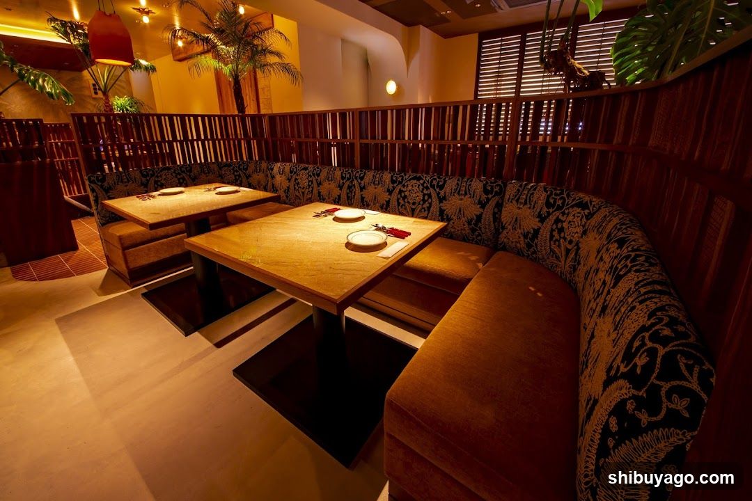 Restaurant Interior Booths