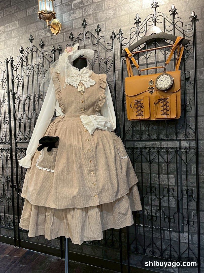 Vintage Fashion Display