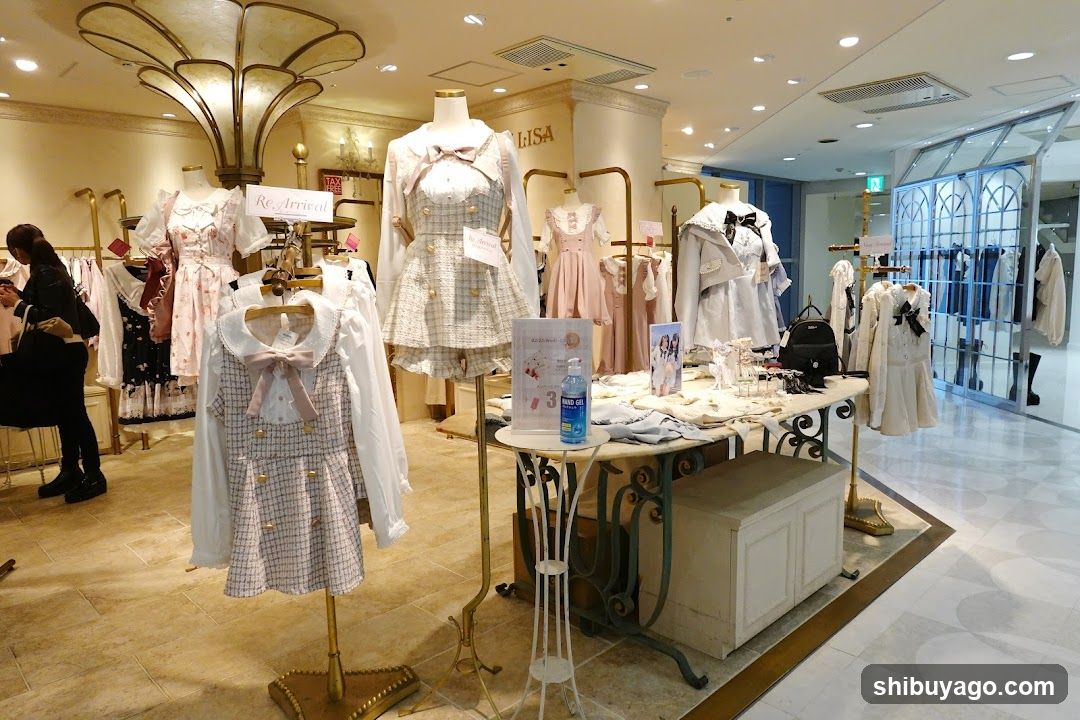 Fashion Store Interior Display