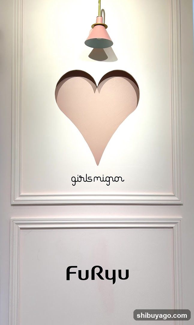 Girls Mignon and FuRyu Signage