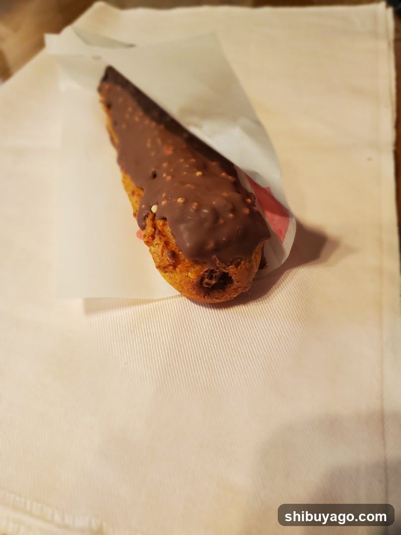 Chocolate Eclair