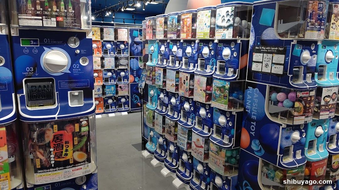 Gachapon Machine Store Interior