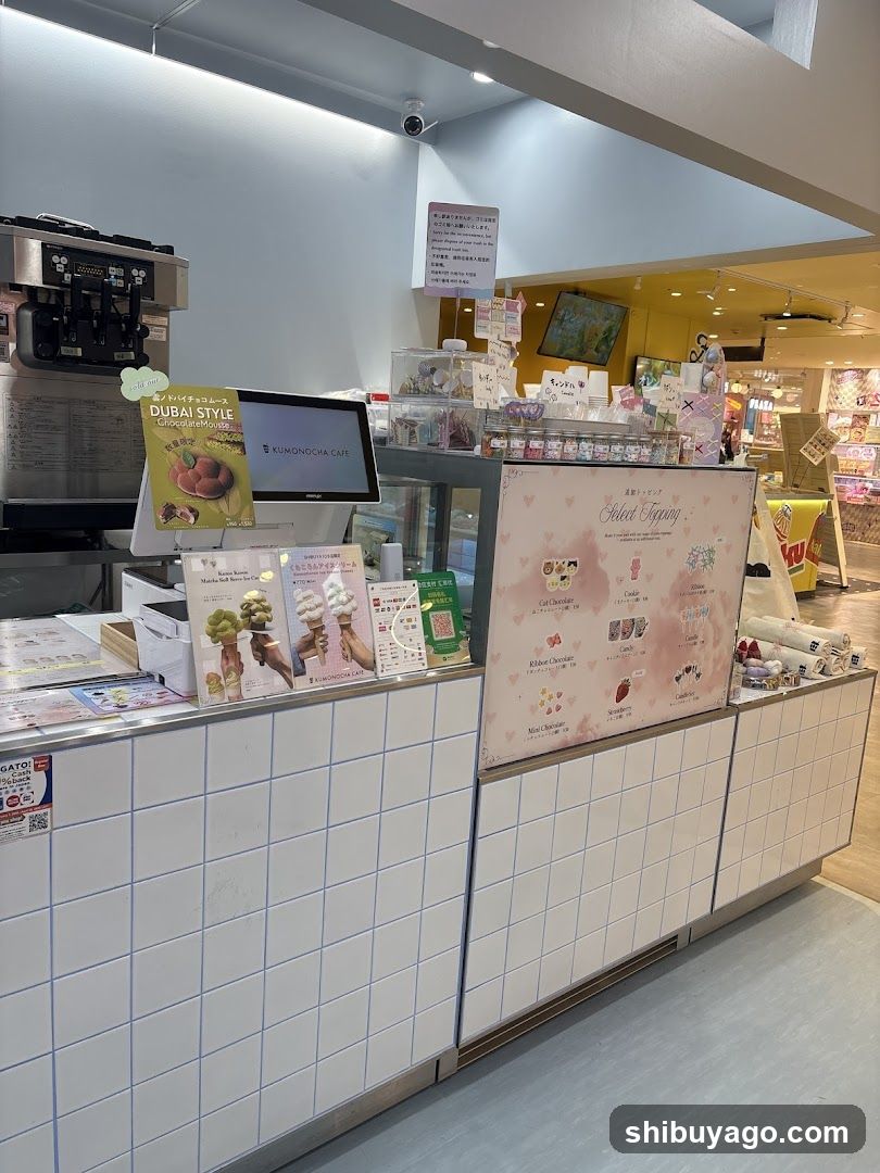 Kumomochi Cafe Counter Interior