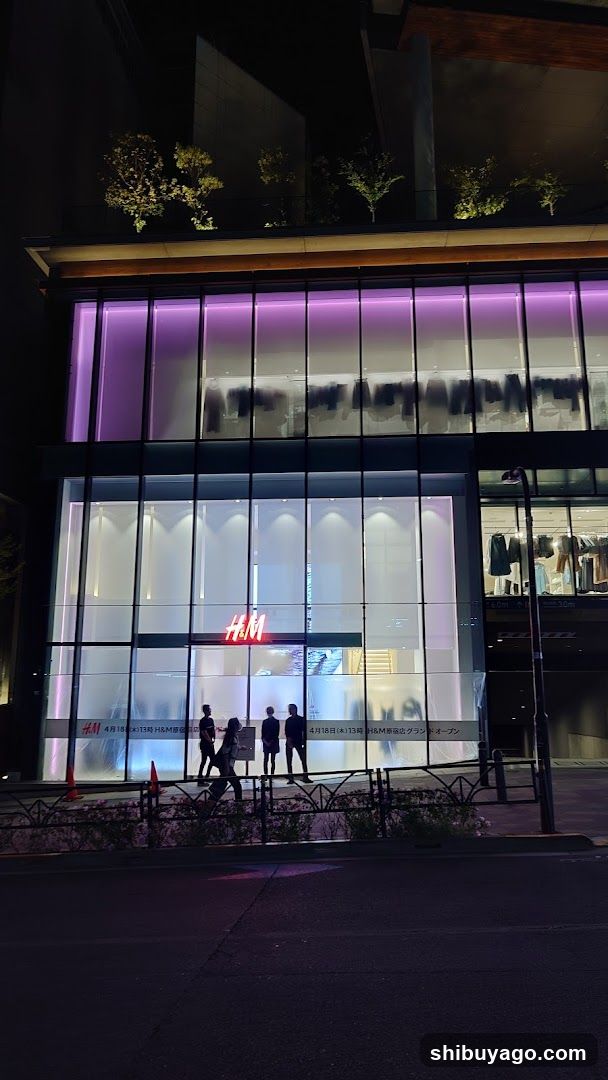 H&M Store Exterior at Night