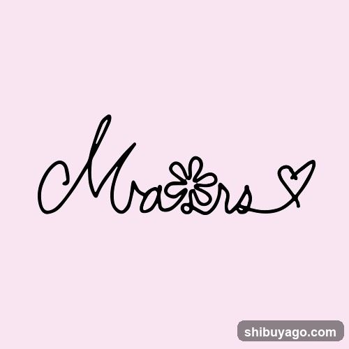 Moms with Heart and Flower Design