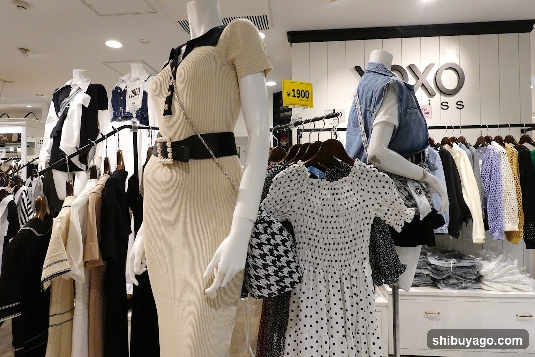 Fashion Store Interior Display