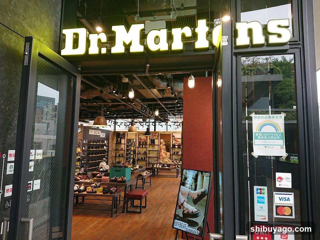 Dr. Martens WITH