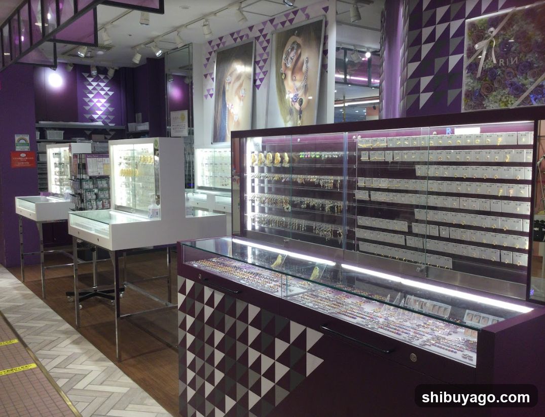 Jewelry Store Interior Display