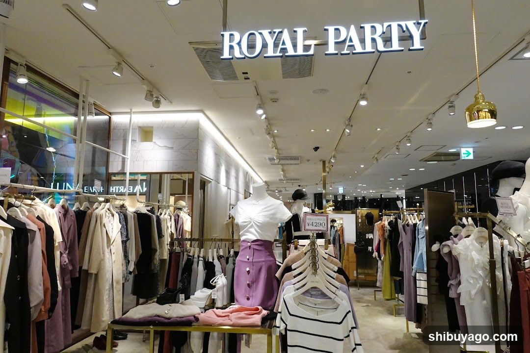 ROYAL PARTY