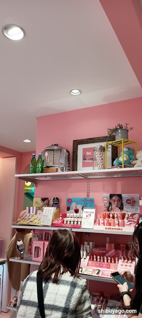 Beauty Store Interior Display