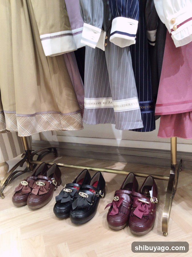 Fashion Display Rack with Shoes