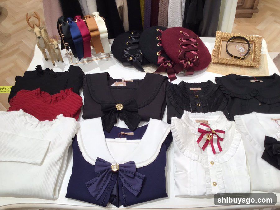 Fashion Display Table