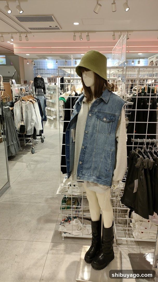 Fashion Store Interior Display
