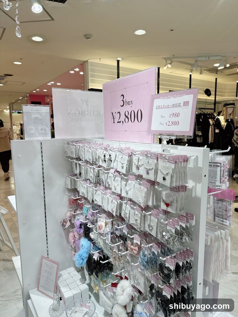 Jewelry and Accessories Display