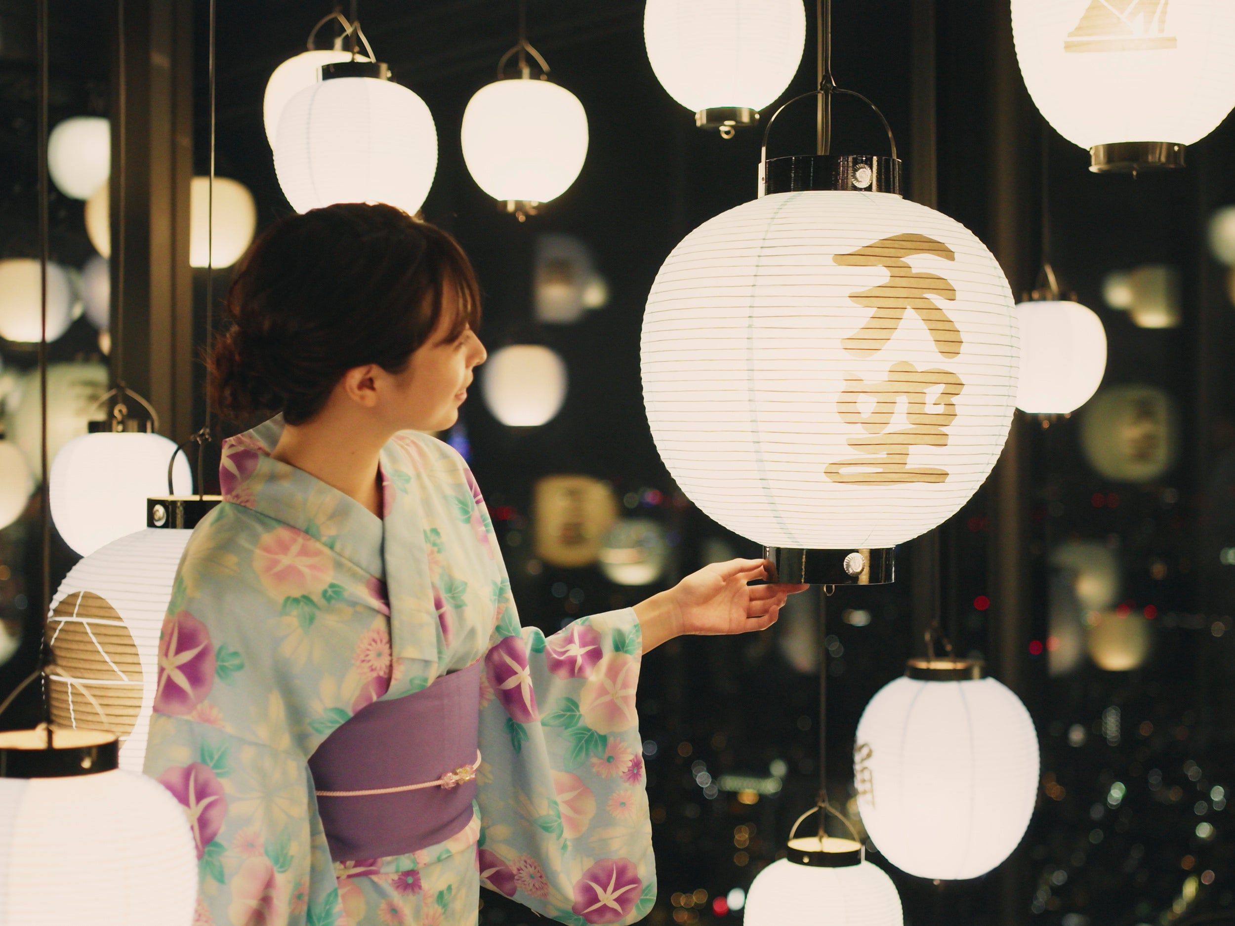 Sky Dream Corridor lanterns and tanzaku