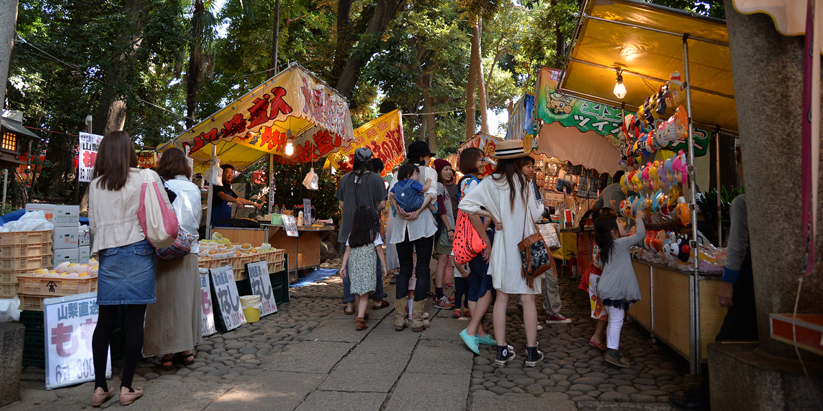Yoyogi Hachimangu shrine precincts