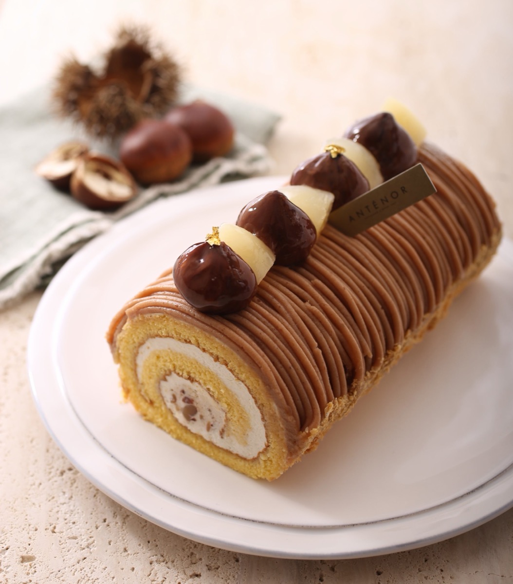 Antenor shibukawa chestnut montblanc roll at Tokyu Food Show Shibuya